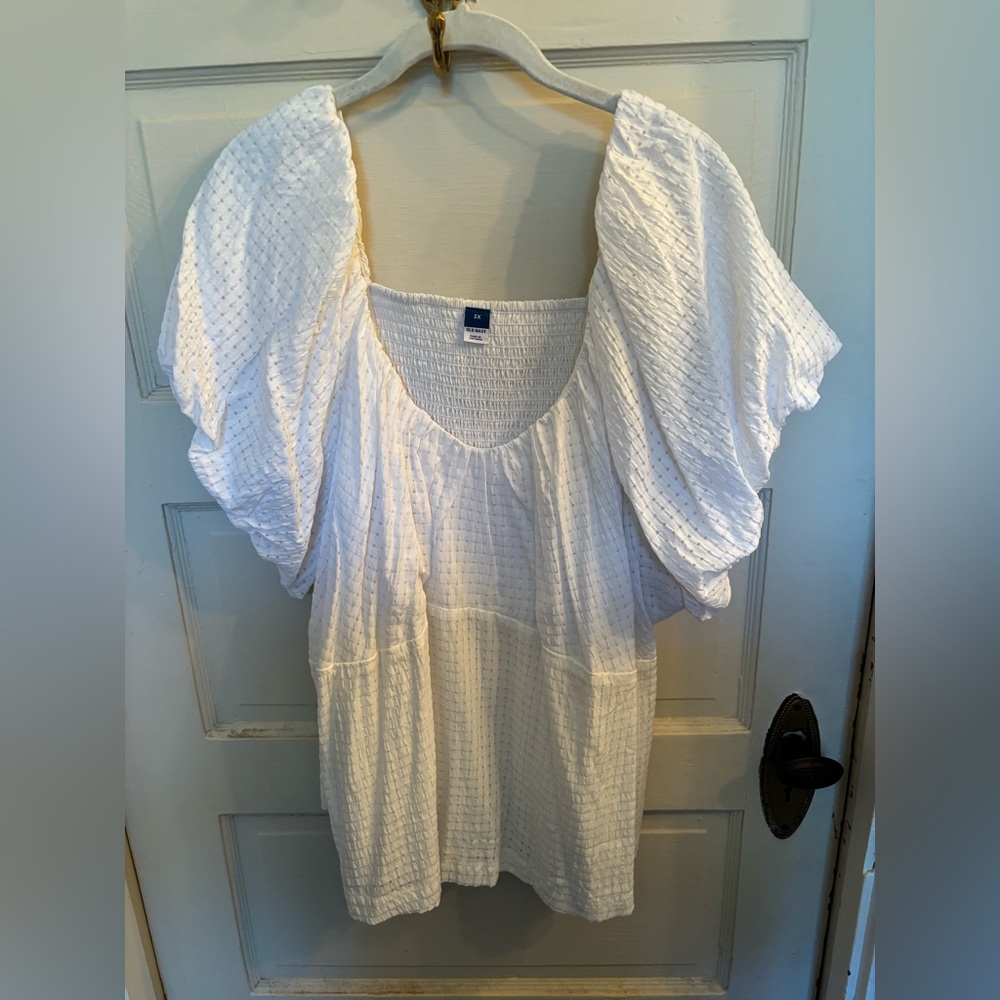 Old Navy White Textured Blouse